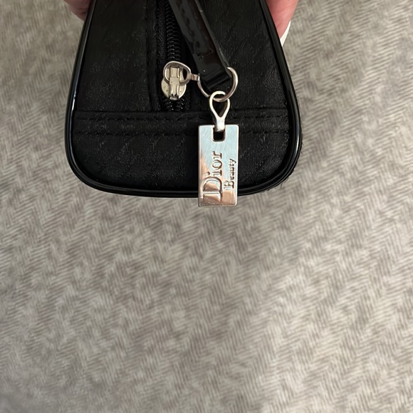 Dior Beauty Bag - Picture 4 of 5